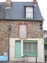 Maison, 35 place de l'Eglise (Saint-Erblon)