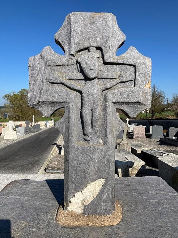 Croix de cimetière (Quelneuc fusionnée en Carentoir en 2017)