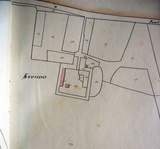 Les manoirs sur la commune de Pluméliau (fusionnée en Pluméliau-Bieuzy en 2019)