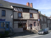 Maison, 28 place Saint-Malo (Bréal-sous-Montfort)