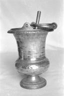 Seau à eau bénite, église paroissiale Saint-Nicaise (Saint-Nic)