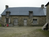 Ferme, rue du Maréchal Leclerc (Servon-sur-Vilaine)