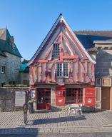 Ancien relais de poste, puis auberge, 11 rue des Princes (Combourg)