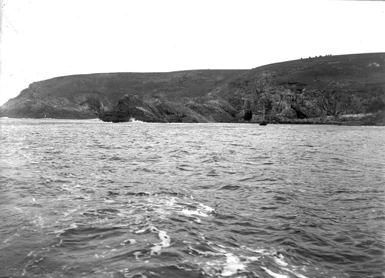 Port-abri, Bestrée, près de Lescoff (Plogoff)