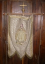 Bannière de procession 3 : Immaculée conception ; coeurs enlacés