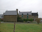 Ferme, actuellement maison, la Roche Blanche (Saint-Pierre-de-Plesguen fusionnée en Mesnil-Roc'h en 2019)
