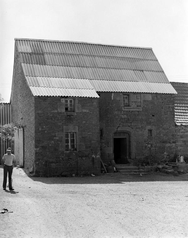 Ferme, Kervidonès (Plouvorn)
