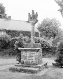 Croix monumentale, Pomeleuc (Lanouée fusionnée en Forges de Lanouée en 2019)