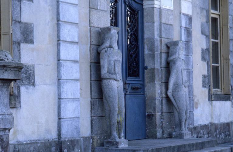 Château du Plessis (La Couyère et Tresboeuf)