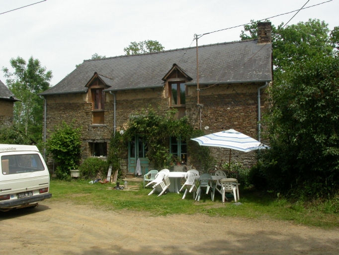Maison, le Mont (Saint-Médard-sur-Ille)