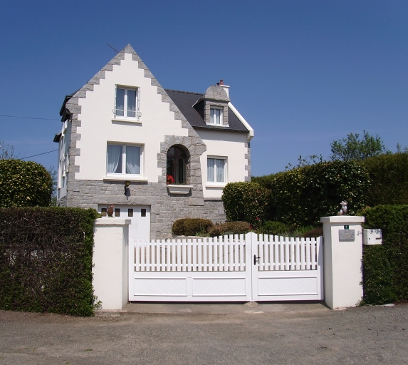 Maison, Calvary (Plouguiel)