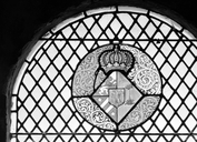 Verrière, verrière héraldique, église paroissiale Notre-Dame (Colpo)