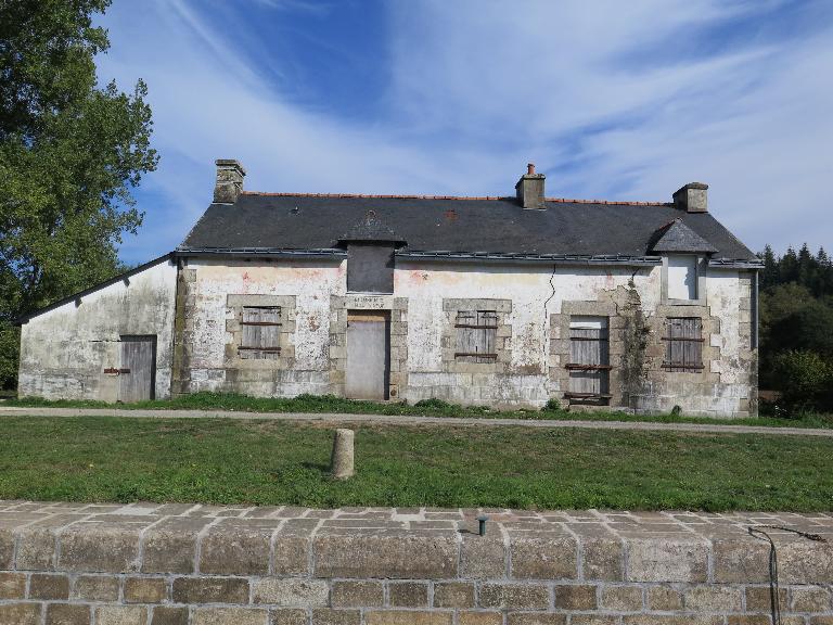 Maison agrandie à Moulin Neuf 