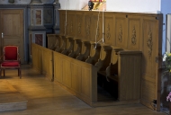 Ensemble de seize stalles