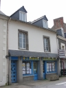 Maison à boutique, 7 Place de l'Eglise (Saint-Jouan-des-Guérets)