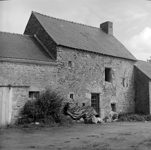 Manoir, le Téno (Plescop)