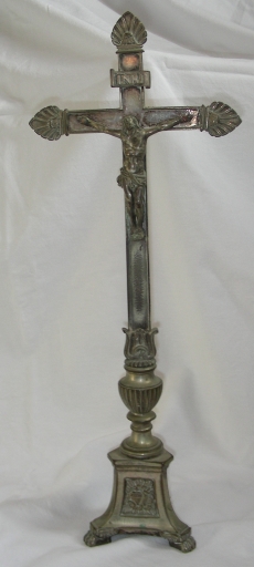 Paire de croix d'autel