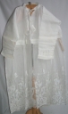 Ensemble de 4 aubes, 3 tunicelles, 2 surplis