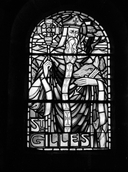 Verrière (2) : saint Gilles, saint Patern, verrière à personnages, chapelle Saint-Mérec (Kergrist)