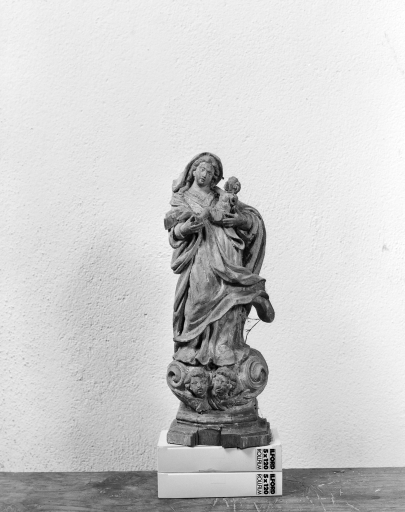 Statue (statuette) : Vierge à l'enfant (n° 1), chapelle Saint-Aubin (Pont-Scorff)