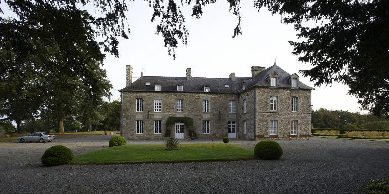 Manoir, Haie d'Iré (Saint-Rémy-du-Plain)