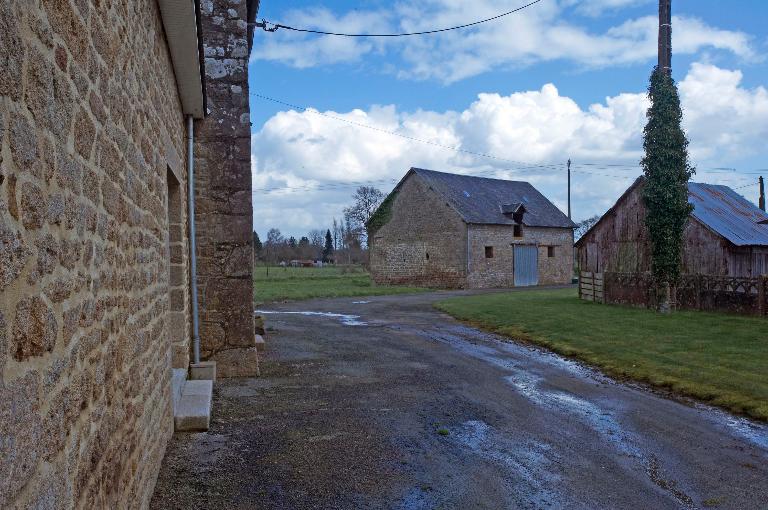Les maisons du 16e et 17e siècle sur la commune de Parigné