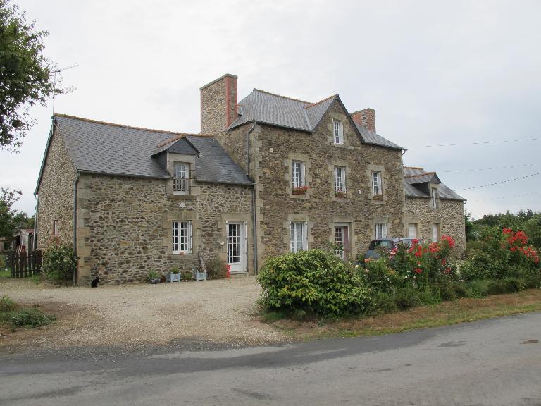 Les maisons et fermes de la commune de Corseul