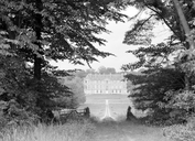 Jardin d'agrément du château de Loyat