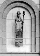 Statue (d'applique, petite nature) : saint Séverin (1), église paroissiale Saint-Séverin (Saint-Ségal)