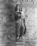 Statue (petite nature) : Vierge à l'enfant dite Notre-Dame-des-Fruits, chapelle Saint-Nicolas (Cléguer)