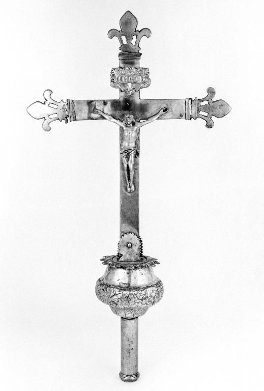 Croix de procession 3, église Saint-Pierre (Lanouée fusionnée en Forges de Lanouée en 2019)