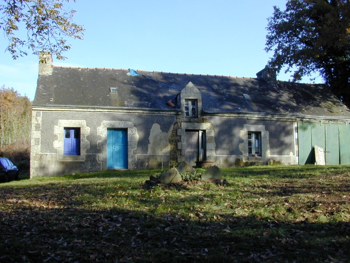 Ferme, Kervezec (Pluméliau fusionnée en Pluméliau-Bieuzy en 2019)