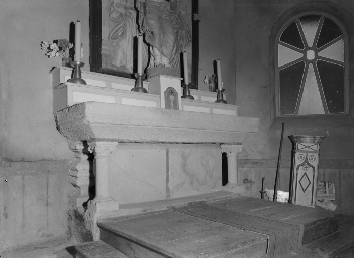 Autel, chapelle Notre-Dame de Bon Secours (Kergloff)