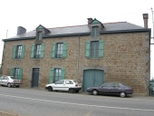 Maison, Bel Air (Hédé fusionnée avec Bazouges-sous-Hédé pour former la commune de Hédé-Bazouges en 2009)