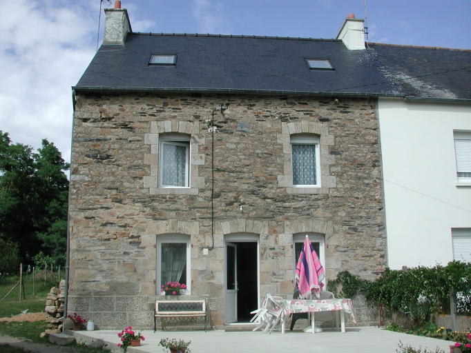 Ancienne ferme, Étival (Bains-sur-Oust)