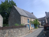 Ferme, 8 rue de la Fontaine, Pontlivard (La Ville-ès-Nonais)