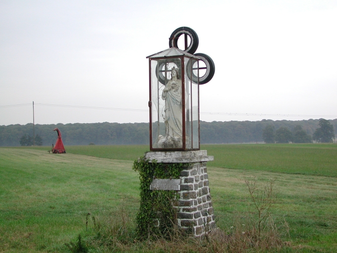 Monument, Sacré Coeur de la Vierge, dit Notre Dame de la Route, la Berjoterie (Gennes-sur-Seiche)