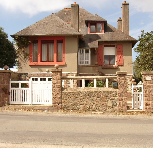 Maison, 59 rue Saint Gonery (Plougrescant)