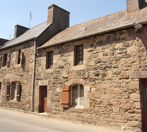 Maison, 37 rue Saint Gonéry (Plougrescant)