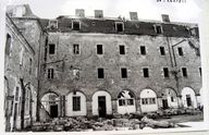 Couvent des soeurs de la Visitation, puis caserne des Trentes, rue Hoche (Vannes)