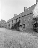 Alignement de maisons, Haute Vallée (Chauvigné)