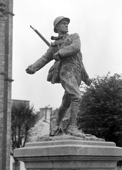 Monument aux morts (Cléguerec)