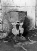 Bénitier, église Saint-Jean-Baptiste (Le Croisty)
