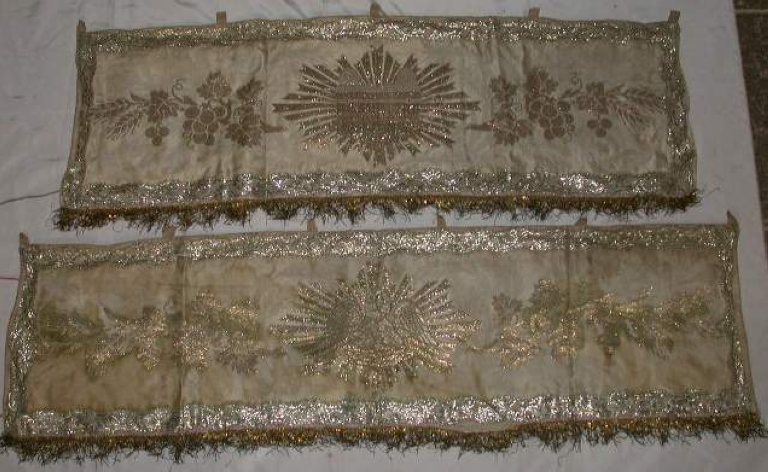 Garniture de dais de procession 1