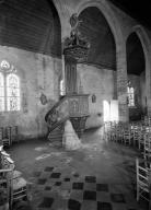 Chaire à prêcher, chapelle Notre-Dame-de-Kergoat (Quéménéven)