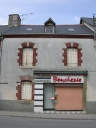 Maison à boutique, rue de la Mairie, n°6 (Saint-Armel)