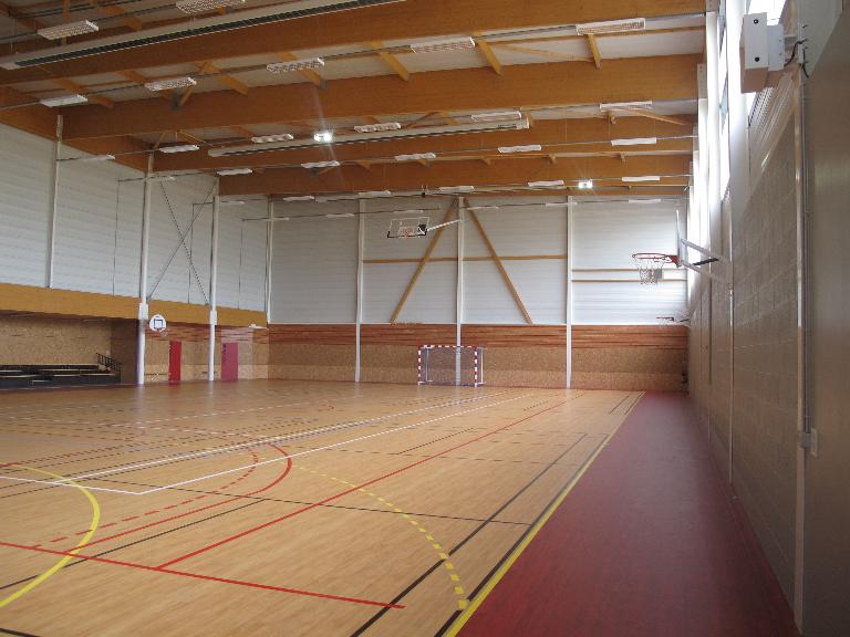 Salle de sports, rue Naise (Saint-Sulpice-la-Forêt)