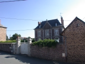 École privée, 3 rue des Prés (Iffendic)