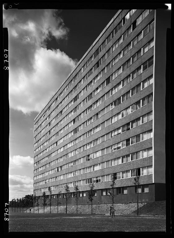 Grand ensemble, dit les Cloteaux, 13 à 19 rue Gouverneur-Général-Yves-Chatel ; 1 à 12 rue de Nantes (Rennes)