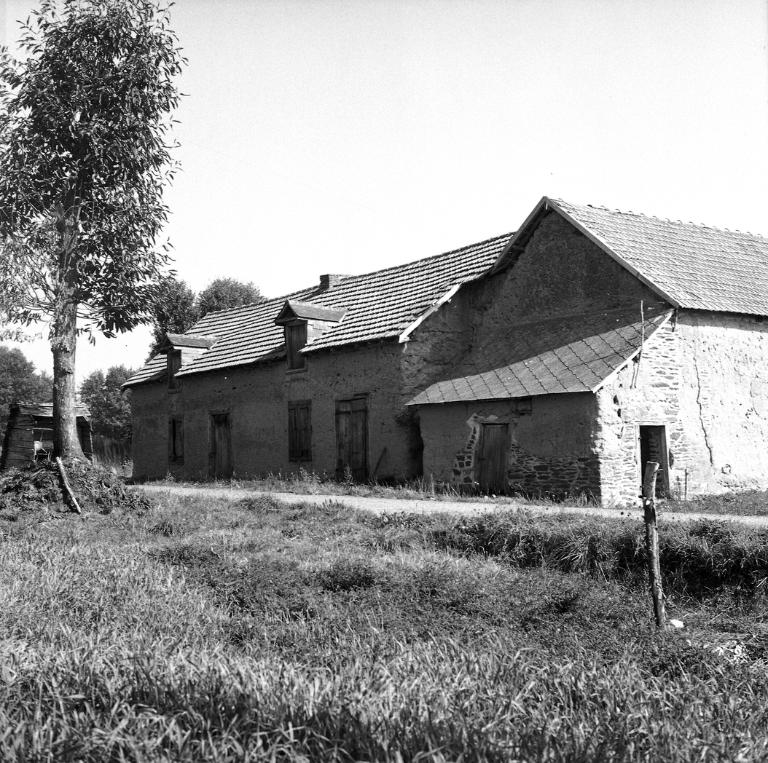 Ferme, lieu-dit Le Coudray (Cintré)